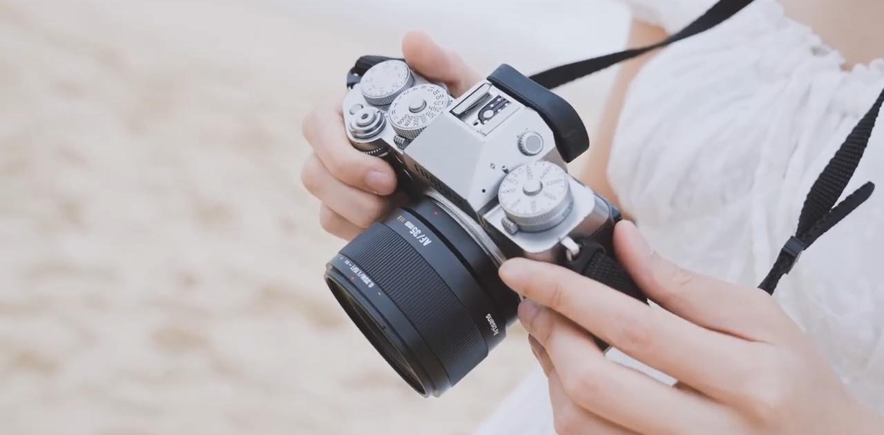 はじめての単焦点レンズに。一緒に出かけたい｢アンダー3万円の相棒