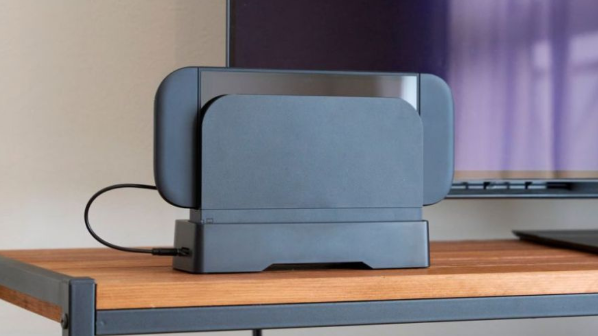 この発想は新しいな！ Switch 2をドックごと冷やすスタンドだって