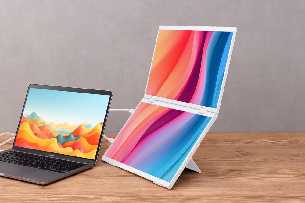 14インチの2画面のモバイルモニター。拡張のみならず、ちょっと新鮮な白もいい