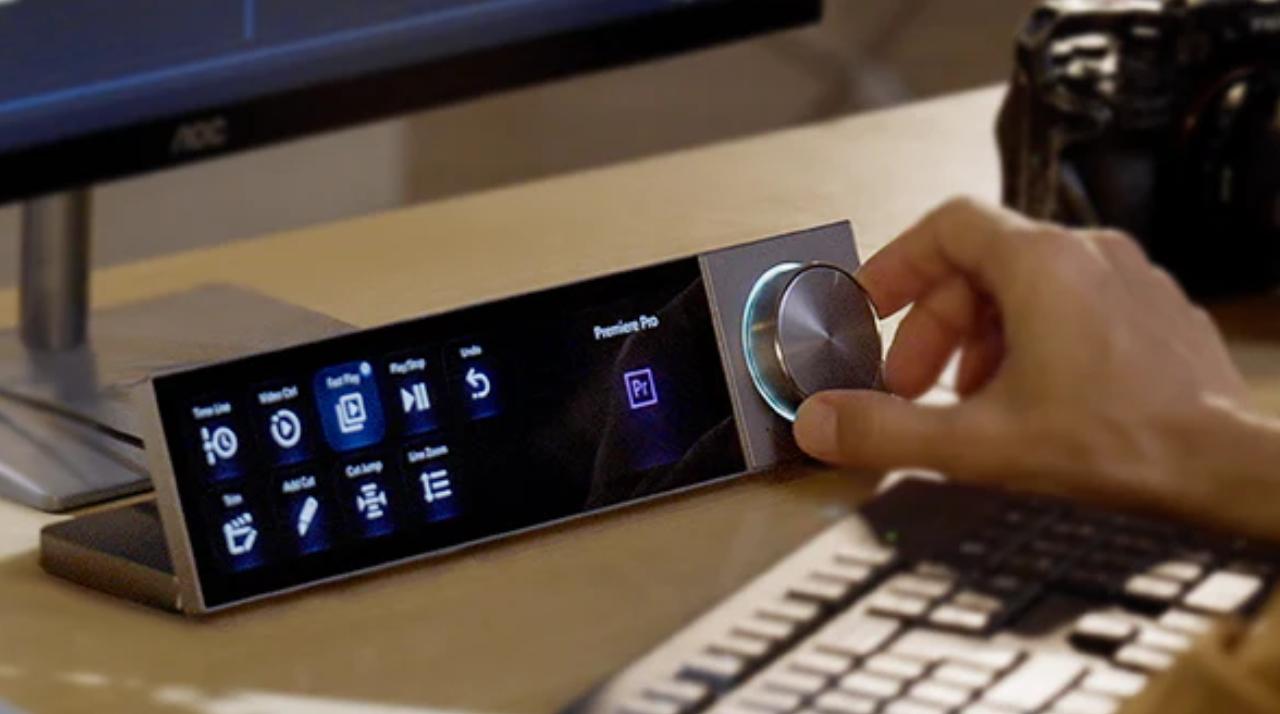 会議もゲームも。デスクトップAI搭載タッチ画面で作業効率爆上がり