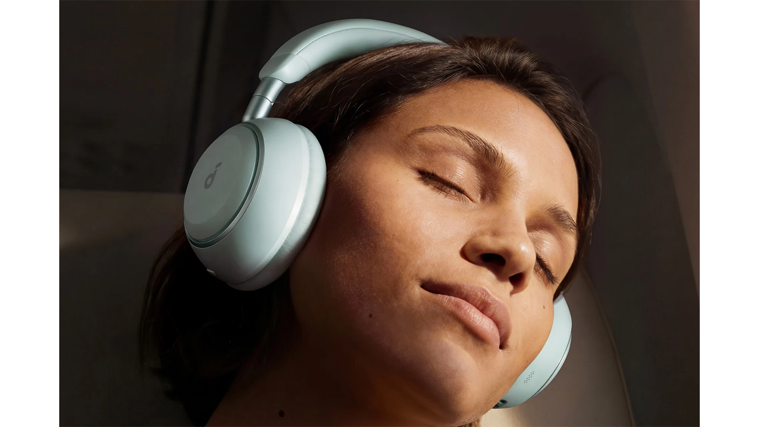 バッテリーもち70時間の「旅」仕様。Anker Soundcoreの新ヘッドホン『Space 2』