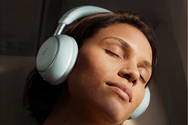 バッテリーもち70時間の「旅」仕様。Anker Soundcoreの新ヘッドホン