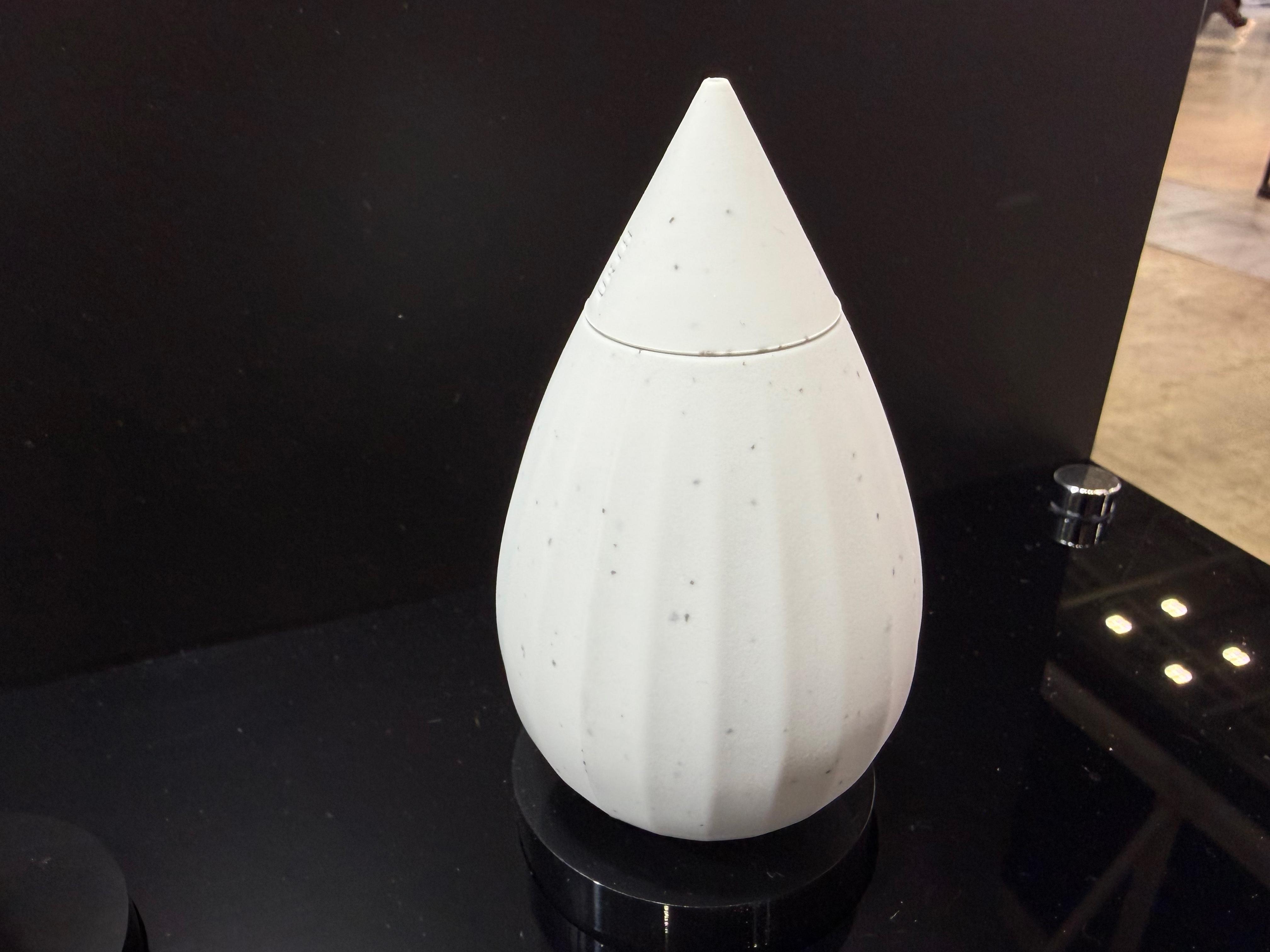 これなーんだ？（ヒント：カメラグッズです）