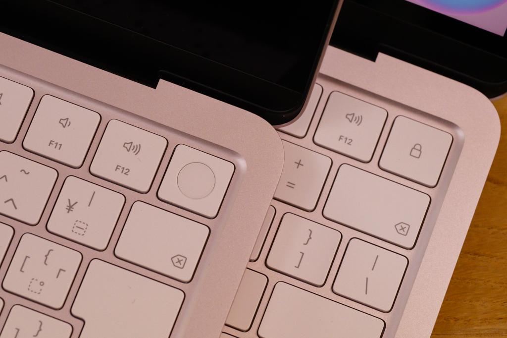 Apple MacBook Neo 512GB Touch ID搭載ブラッシュ色 MacBook Neo, ブラッシュ, 512GBを購入 - Apple（日本）