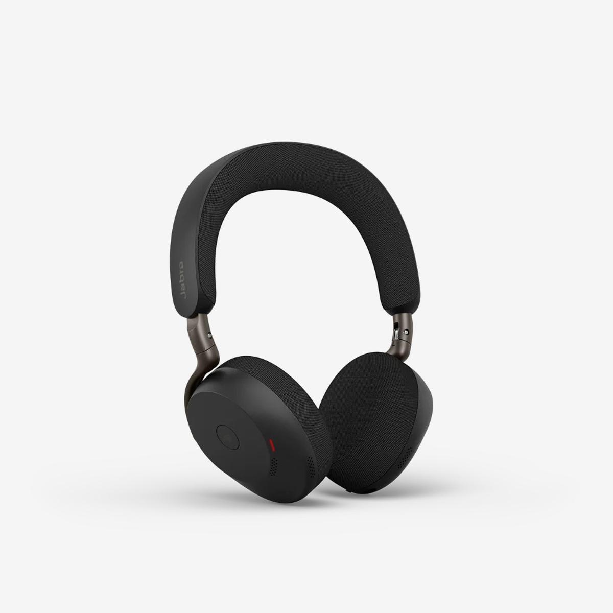 Jabraの新作は真横の絶叫すら消し去る。凄ヘッドホン「Evolve3