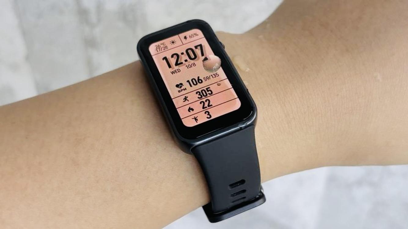 「ミニマルなのに多機能なHUAWEIのスマートウォッチ」。2週間使ってみて気づいた魅力