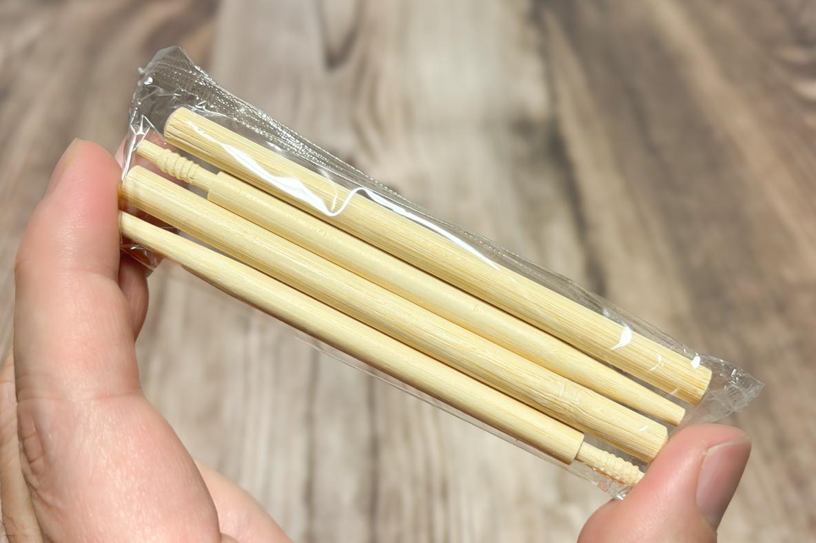 一膳5.5円の衝撃。ダイソーの竹箸なら分割式でコンパクトに収まる