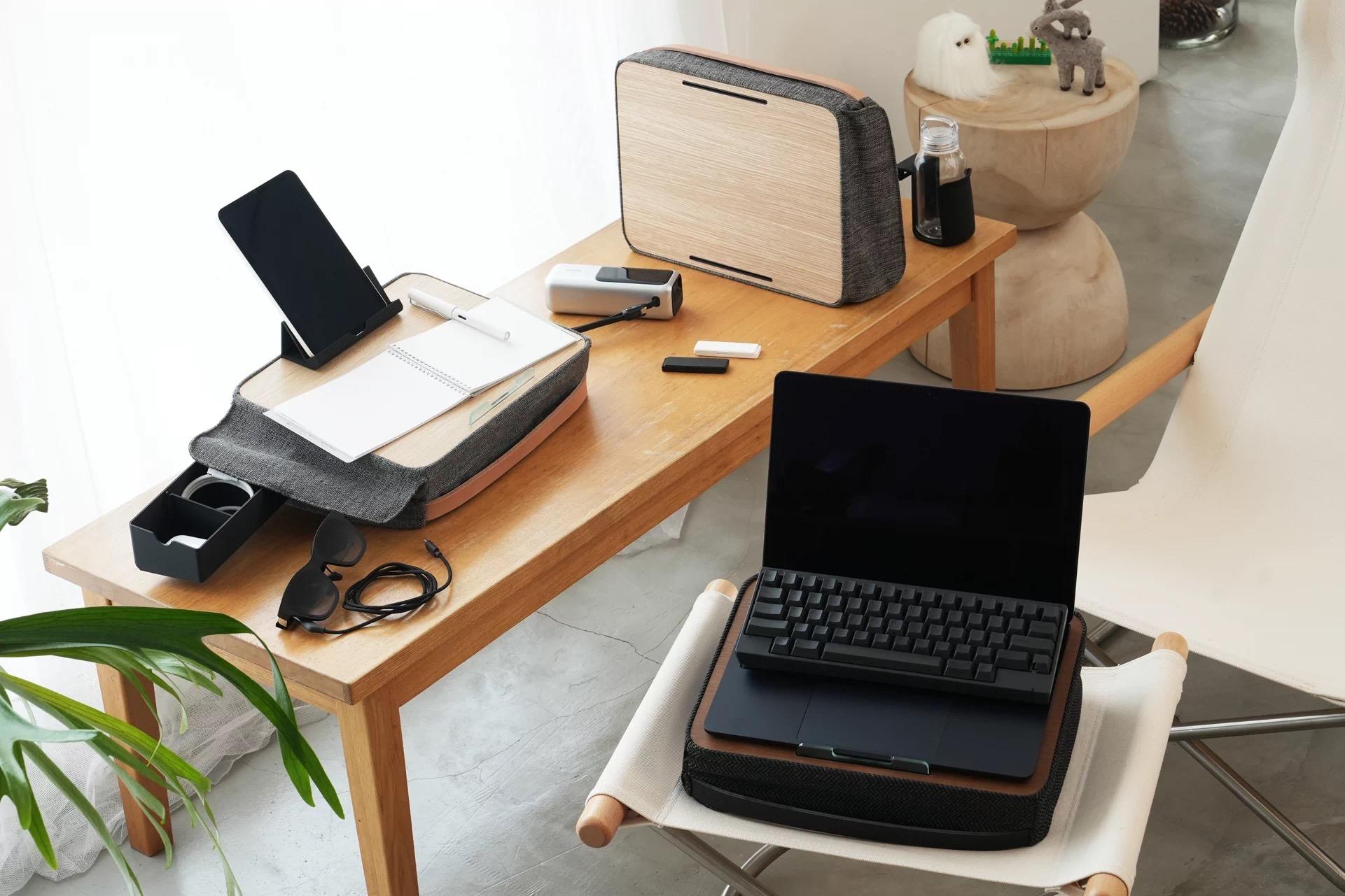 HHKBが協力した、ガジェットをまとめて収納できる膝上PCデスク