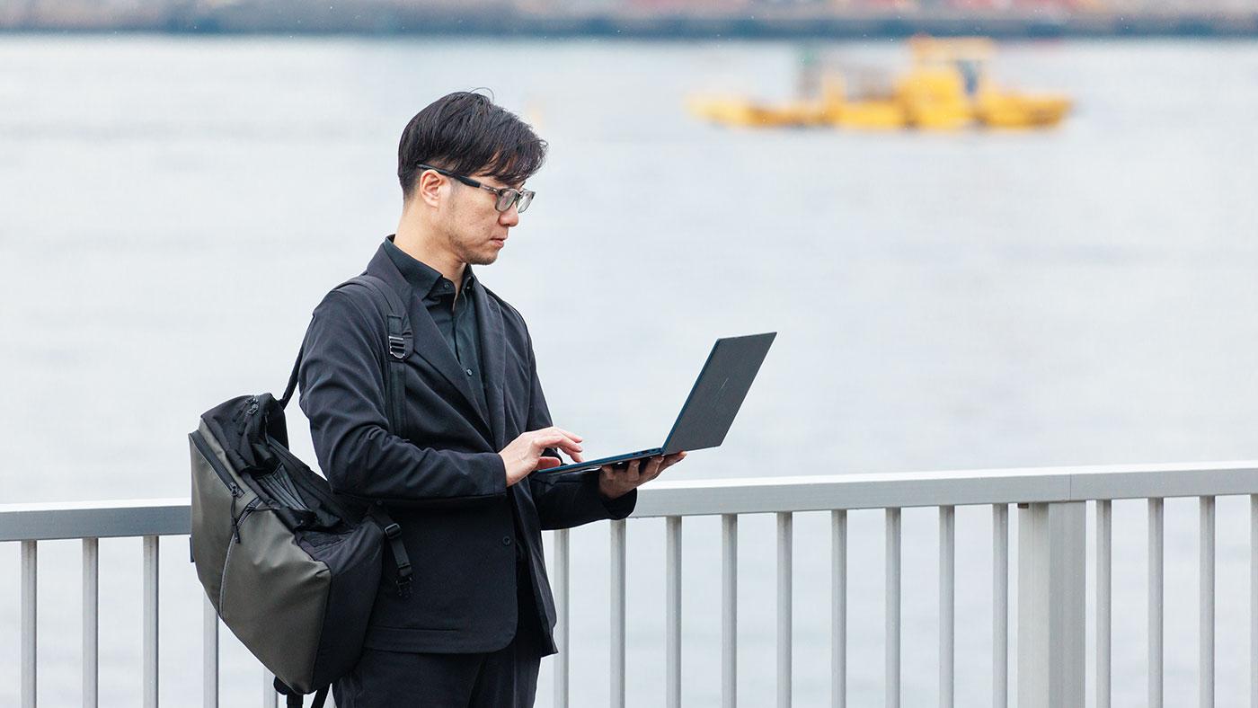 軽さは超一流。セキュリティも鉄壁。それがビジネスノートPCの本当に