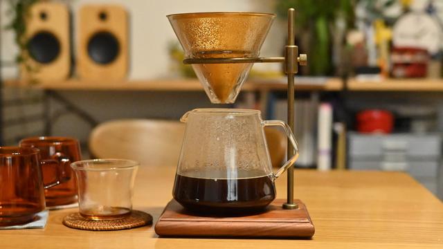 KINTO コーヒースタンド　ゴールドフィルター プロ焙煎士も使う、機能美に溢れた真鍮のコーヒースタンド