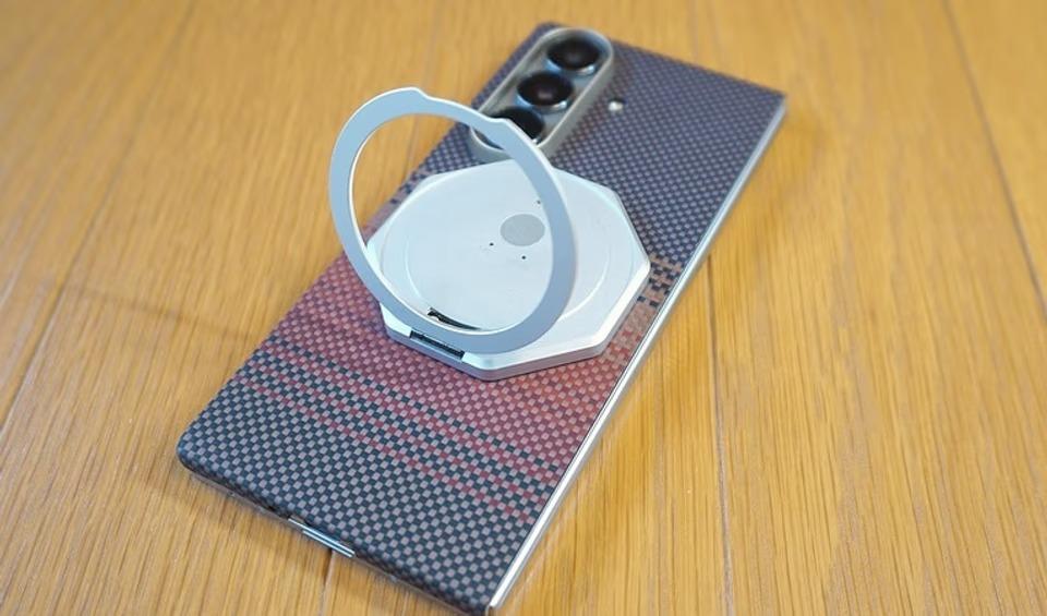 いつでもどこでも専属通訳を持ち歩く時代が到来。もはや革命級のスマホリング型AI翻訳機
