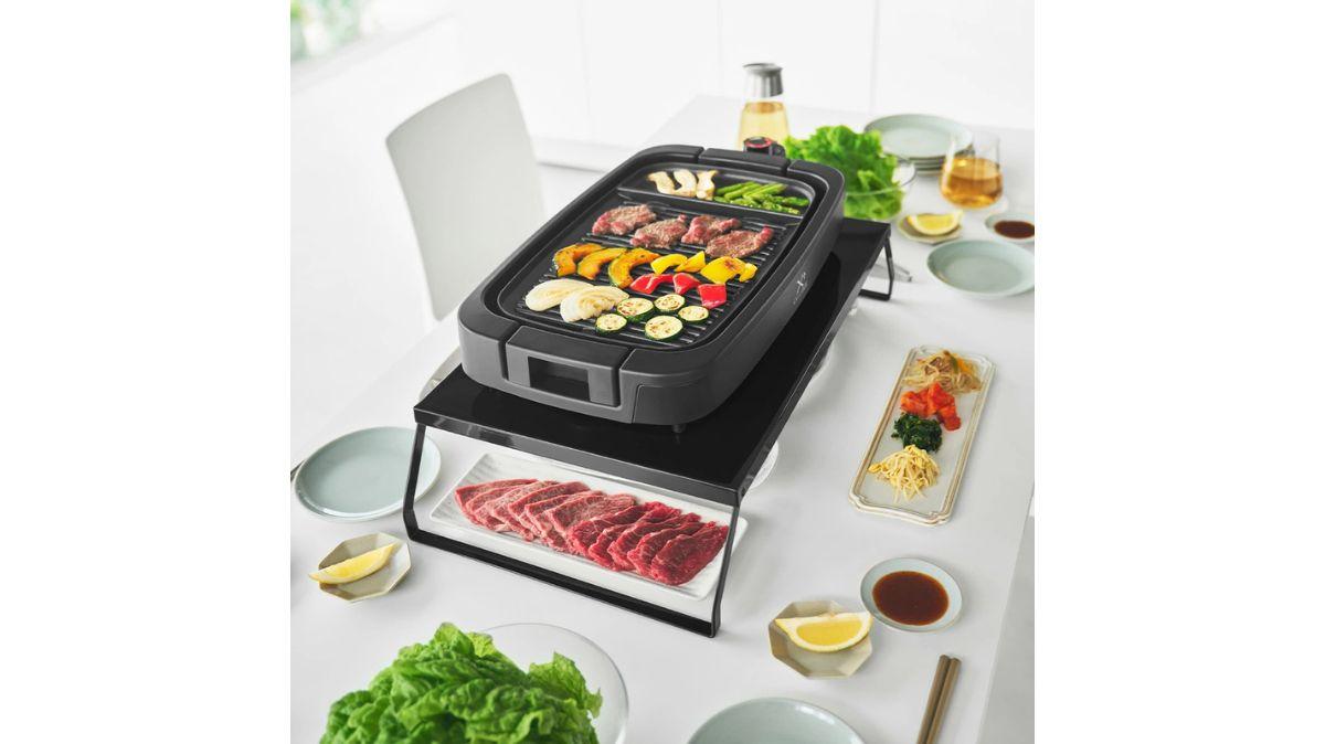 電気プレートの下、使おうよ。山崎実業のラックで「浮かせて」スペース確保