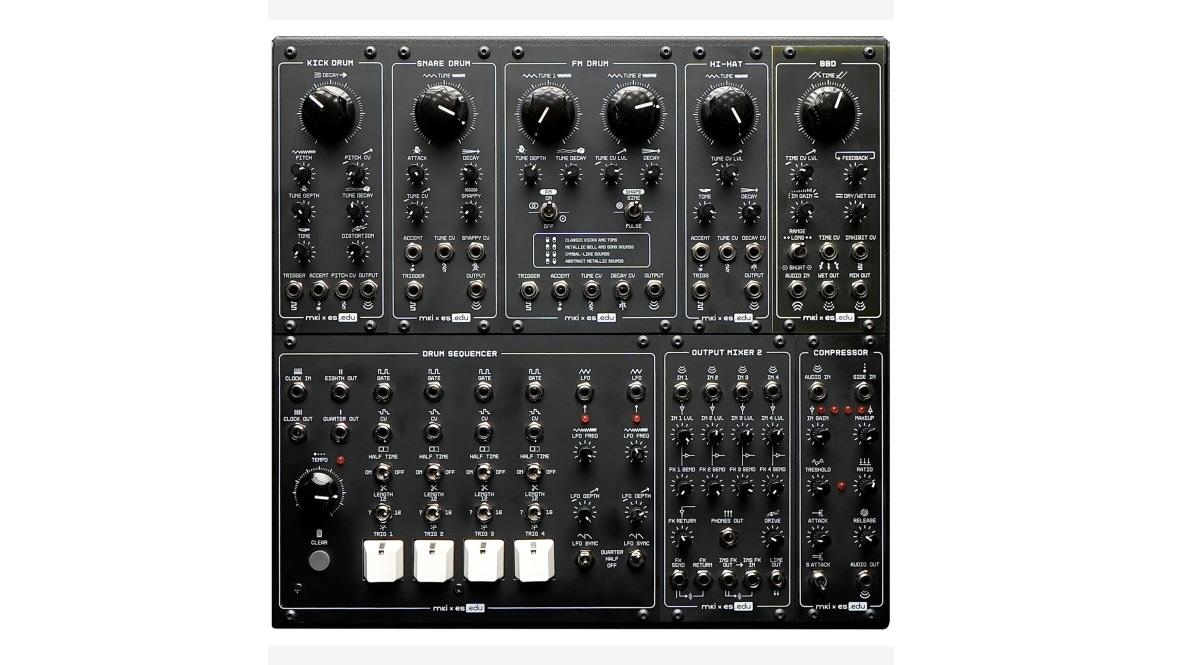 ユーロラックとも合体可能。拡張性の高いDIYリズムマシン「Konstrukt-8」