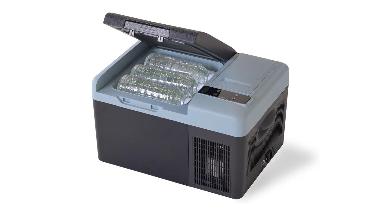 【ガン見】昨年爆売れした山善ポータブル冷蔵庫。さらに保温もできる型が54%オフに!?
