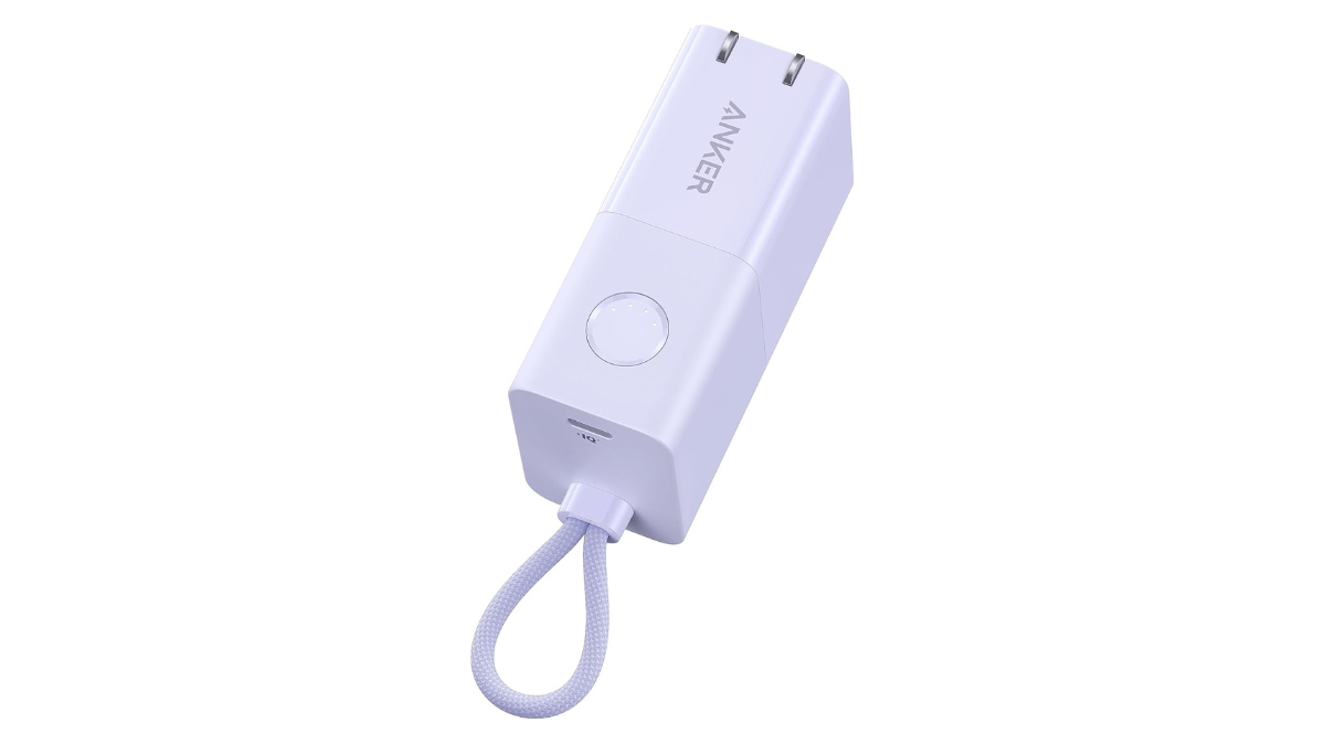 コンセント直挿しで充電も持ち運びも完結するAnkerのモバイルバッテリーが5,000円以下