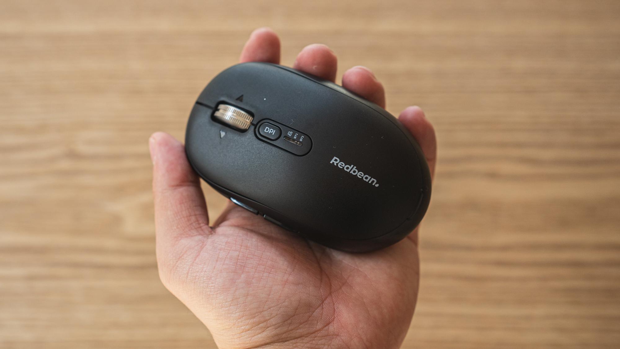 作業用の神コスパマウス。高性能スクロールと静音ボタン、マルチ接続で4000円切りは買いです