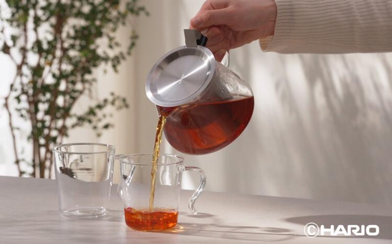 お茶は「美所作」で淹れる時代。HARIOの新作ポットは片手で注げるって | ギズモード・ジャパン