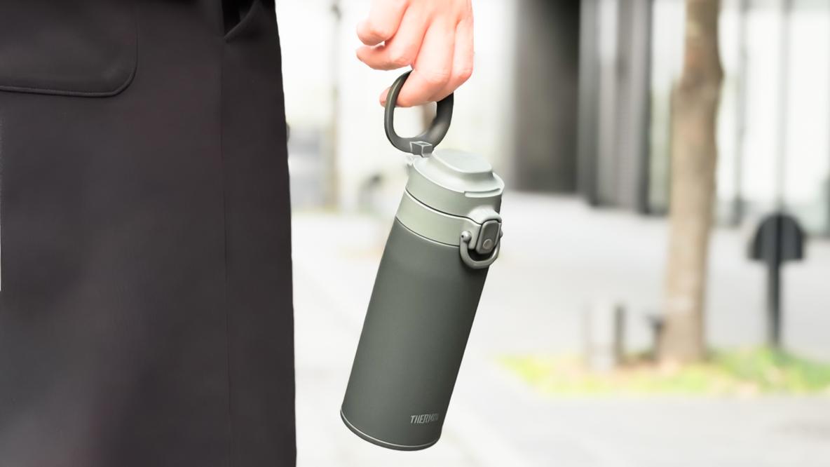 サーモスの水筒が進化。「キャリーループ」搭載で持ち運びのストレスが