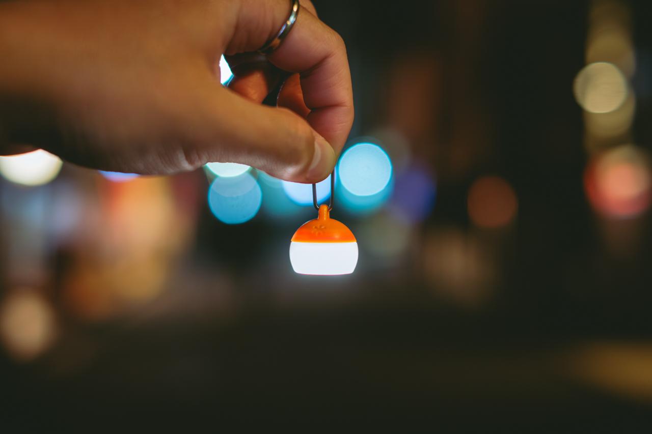 わずか5g。手元や足元を照らしてくれるスノーピークのライト