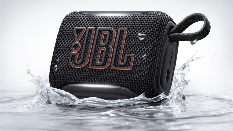 最小JBLスピーカーがさらに進化。GO5は音も光もパワーアップ