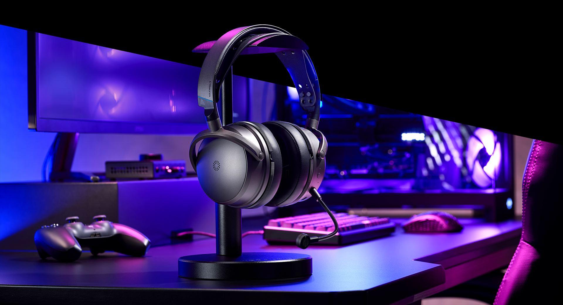 高解像で低音もドカン。マイクもいい。つまり最強種のゲーミングヘッドセット