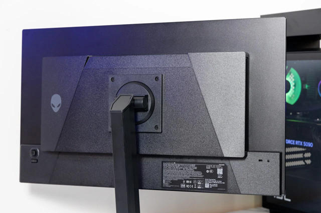 Alienware 27インチ ゲーミングモニター AW2723DF＋スピーカー Amazon