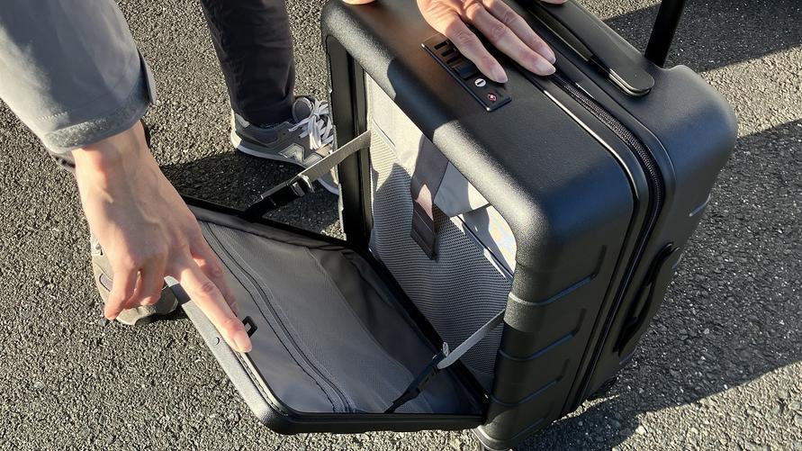 【無印良品　人気のフロントオープンタイプ】 機内持ち込み可　キャリーケース　軽量 無印良品の｢フロントオープン｣のキャリーケース、外ポケットがあるだけ