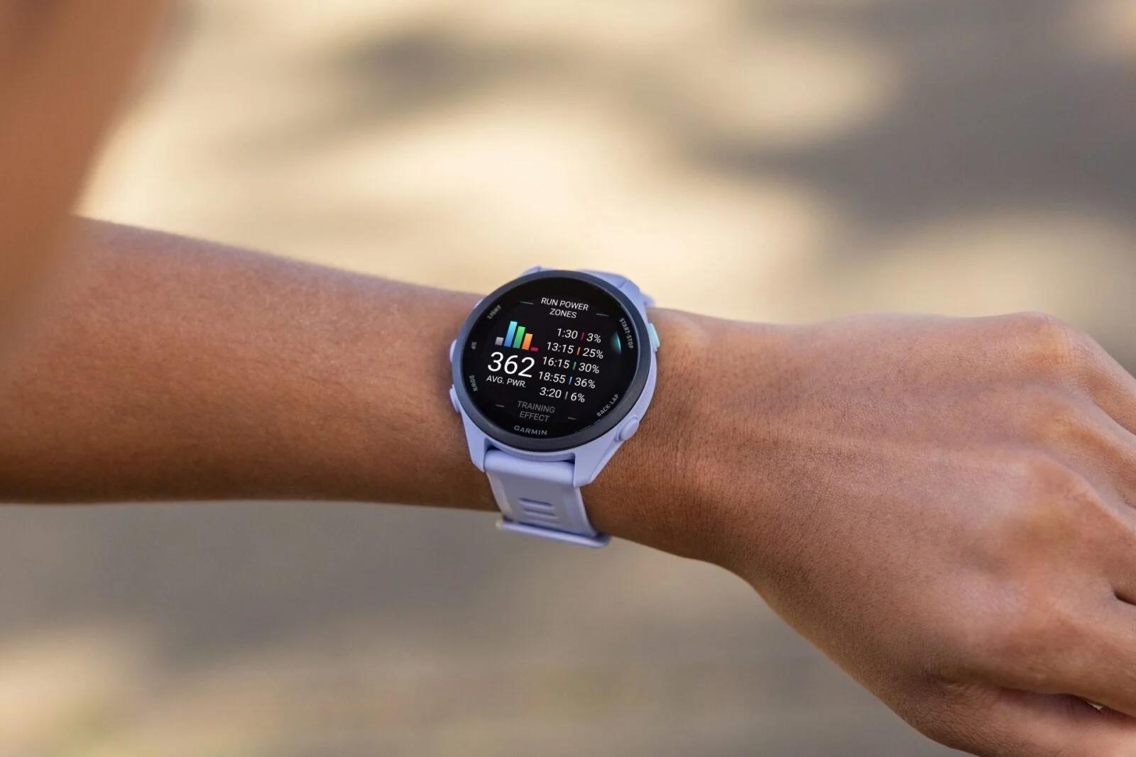 Garminがランナー向けスマートウォッチ「Forerunner 70・Forerunner 170」を発表。70は最もお買い得なモデルかも？