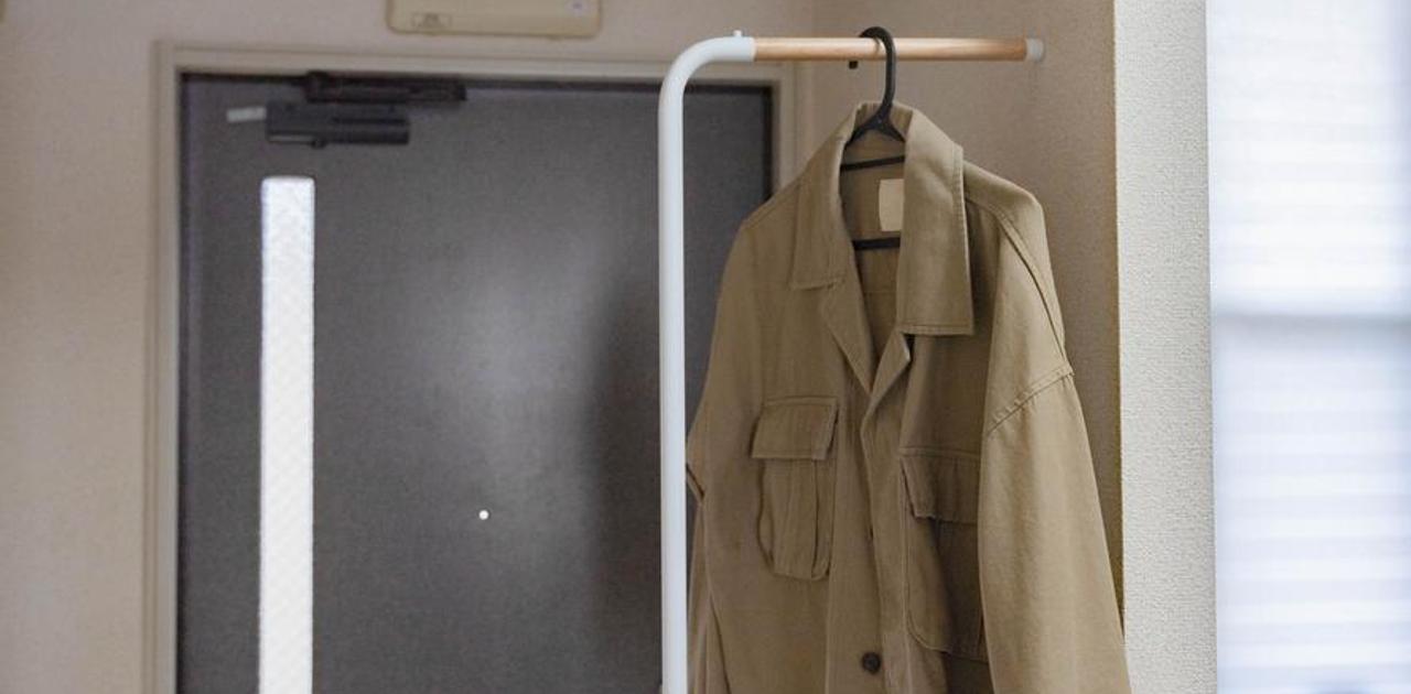 Make Your Entryway More Comfortable with a Coat Hanger! Tips to Keep Pollen and Dirt Out of Your Home