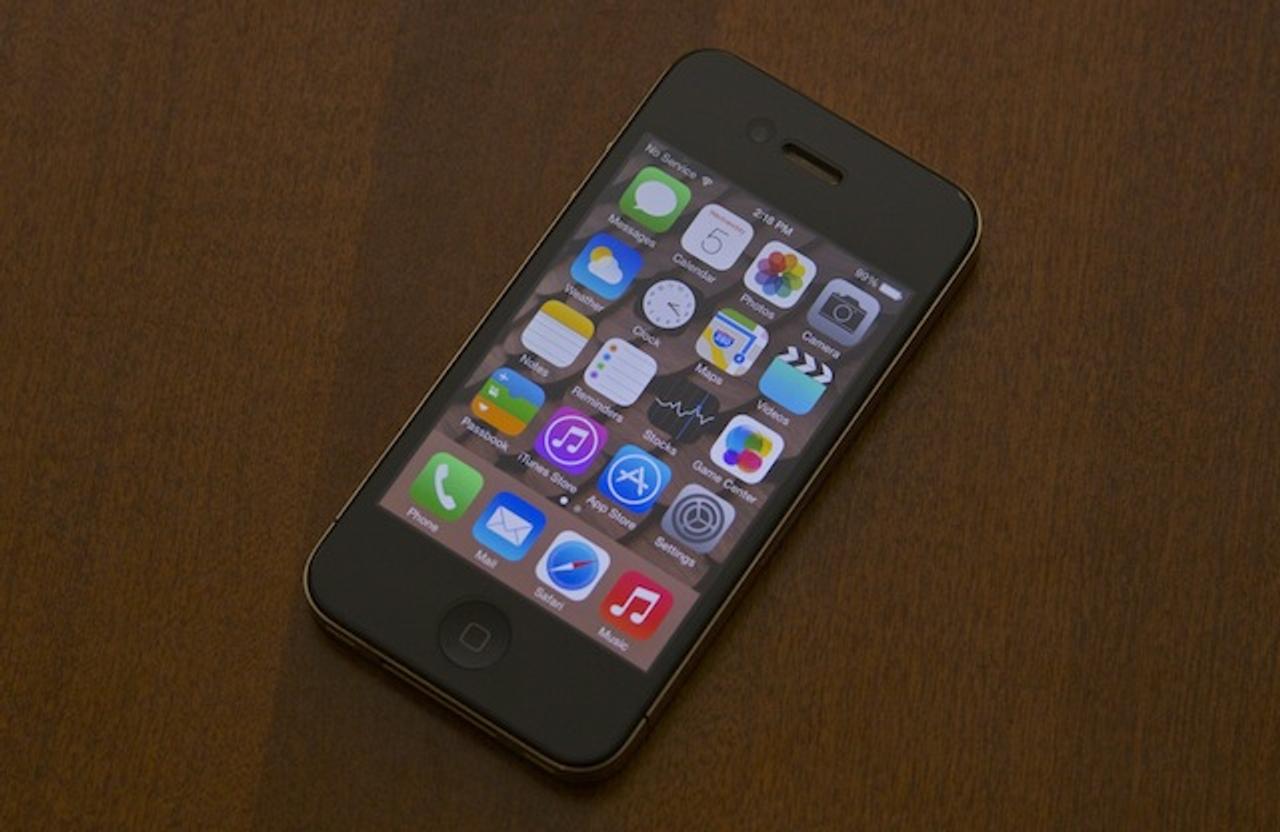 iPhone 4はiOS 7.1で蘇る!? 新OSをいれるとかなりサクサク動くよ（動画あり）