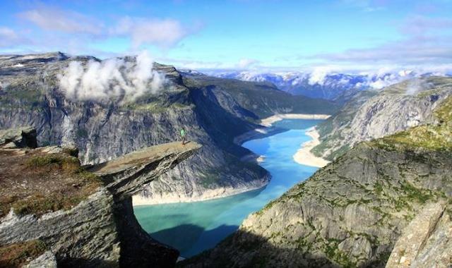 140607trolltunga_07.jpg