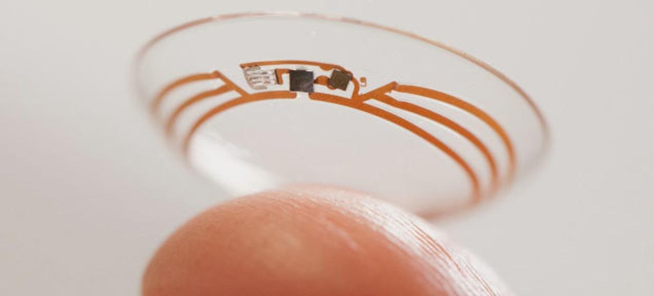 グーグルのスマートコンタクトレンズがついに実現するかも