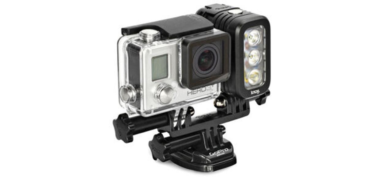 GoProに着けて暗闇での撮影を可能にする外付けライトが登場！