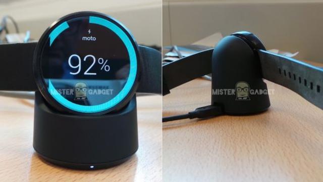 140923moto360_wireless_charger.jpg