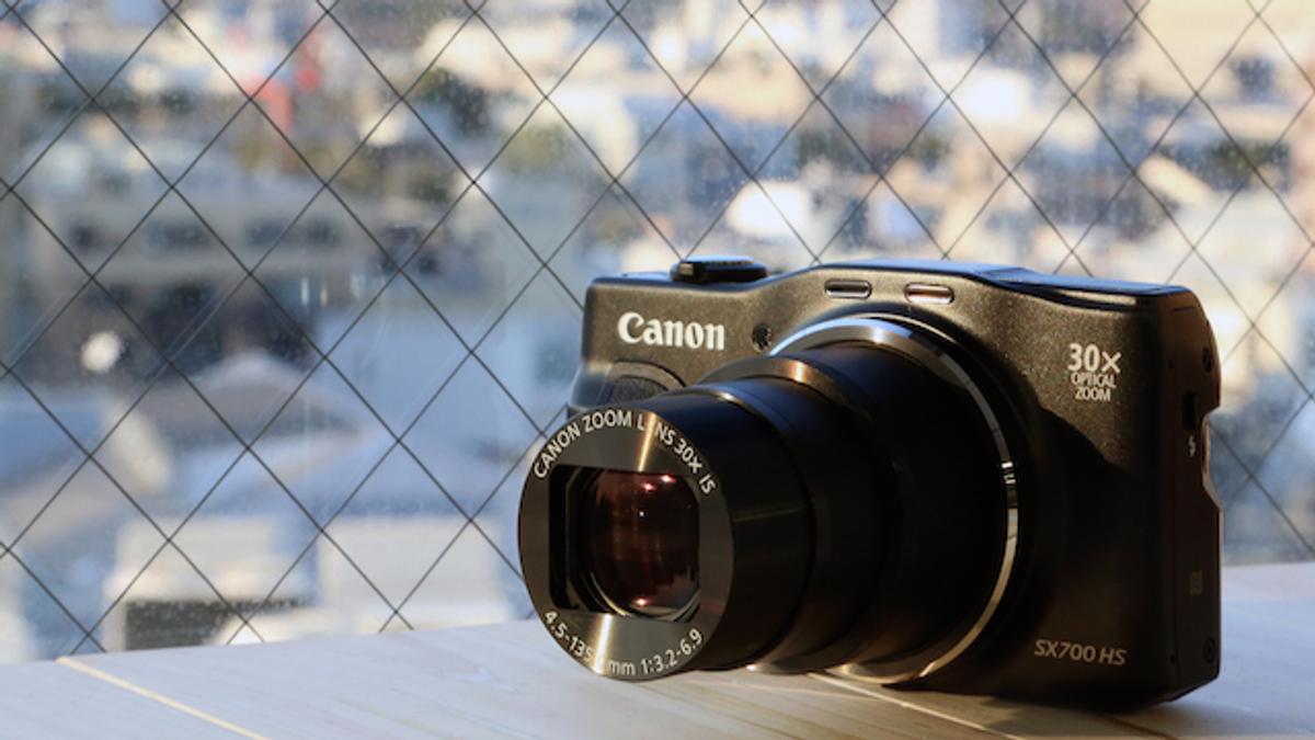 ブレない動画撮るならこれでしょ。キヤノンの「PowerShot SX700 HS」は