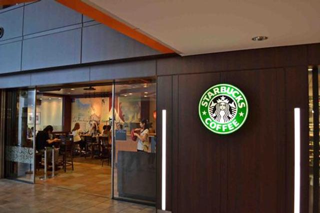 120711starbuckswi000.jpg