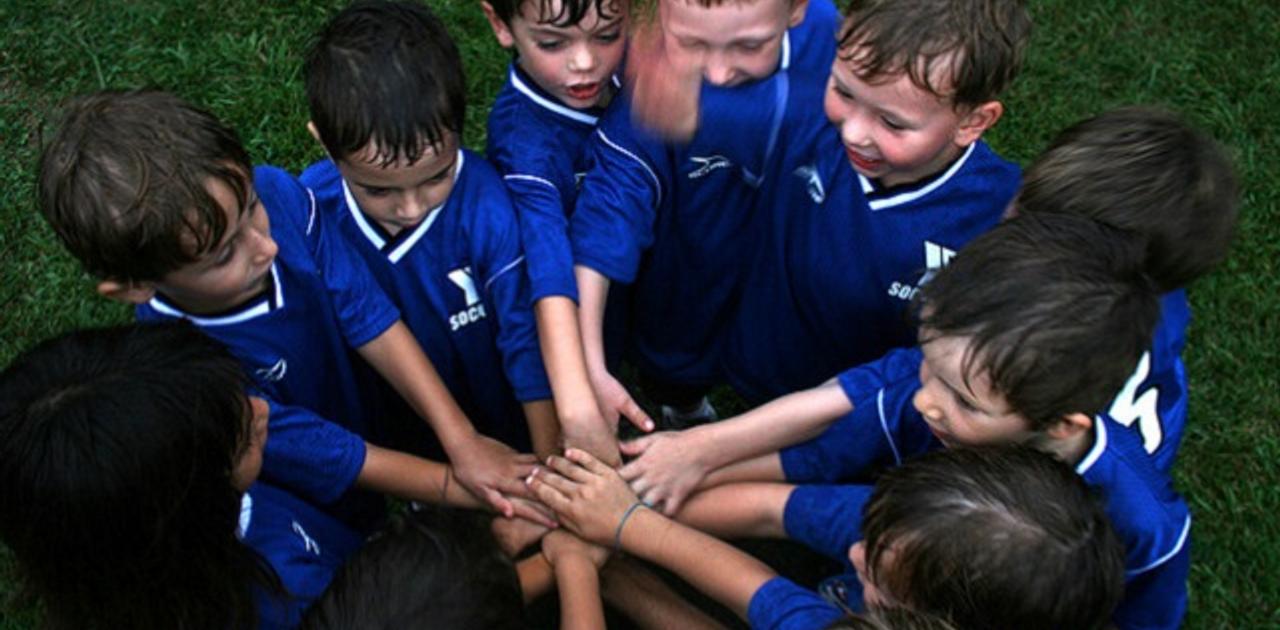 「チームの一員」と思えると、やる気が格段に向上する:研究結果 | ライフハッカー・ジャパン
