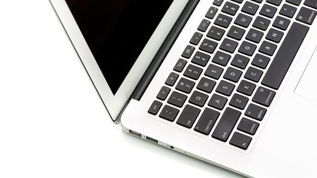 クリエイティブな作業を11インチのMacBook Airでまかなえるか