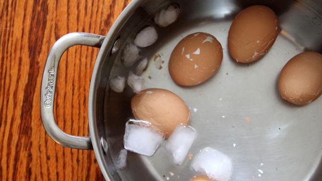 150515hard_boiled_egg006.jpg