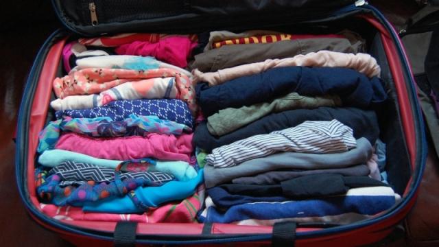 150917suitcase3.jpg