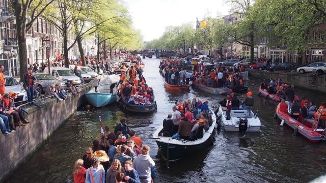 150919amsterdam_canal.jpg