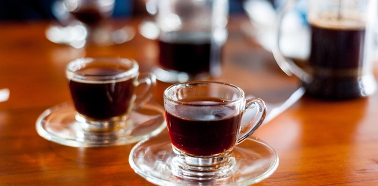 ハーバード大学の研究者「1日5杯までのコーヒーは健康に良い」 | ライフハッカー・ジャパン