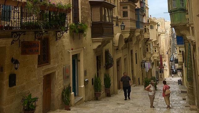 20161128_malta_study_6.jpg