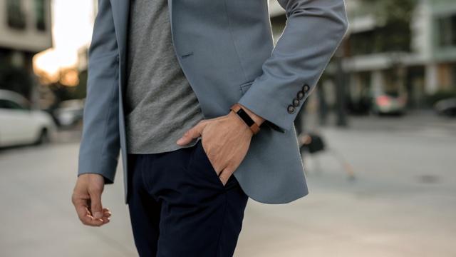 25%もスリムになったFitbitの新製品「Alta HR」を使ってみた | ライフ