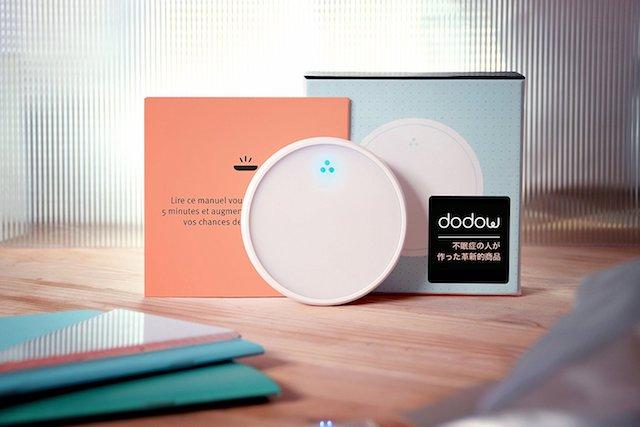 安眠グッズ！フランス生まれの光ツール【Dodow】即購入okです！ Amazon | Dodow 素早く眠りに落ちるフランスNo.1光のツール 日本正規品