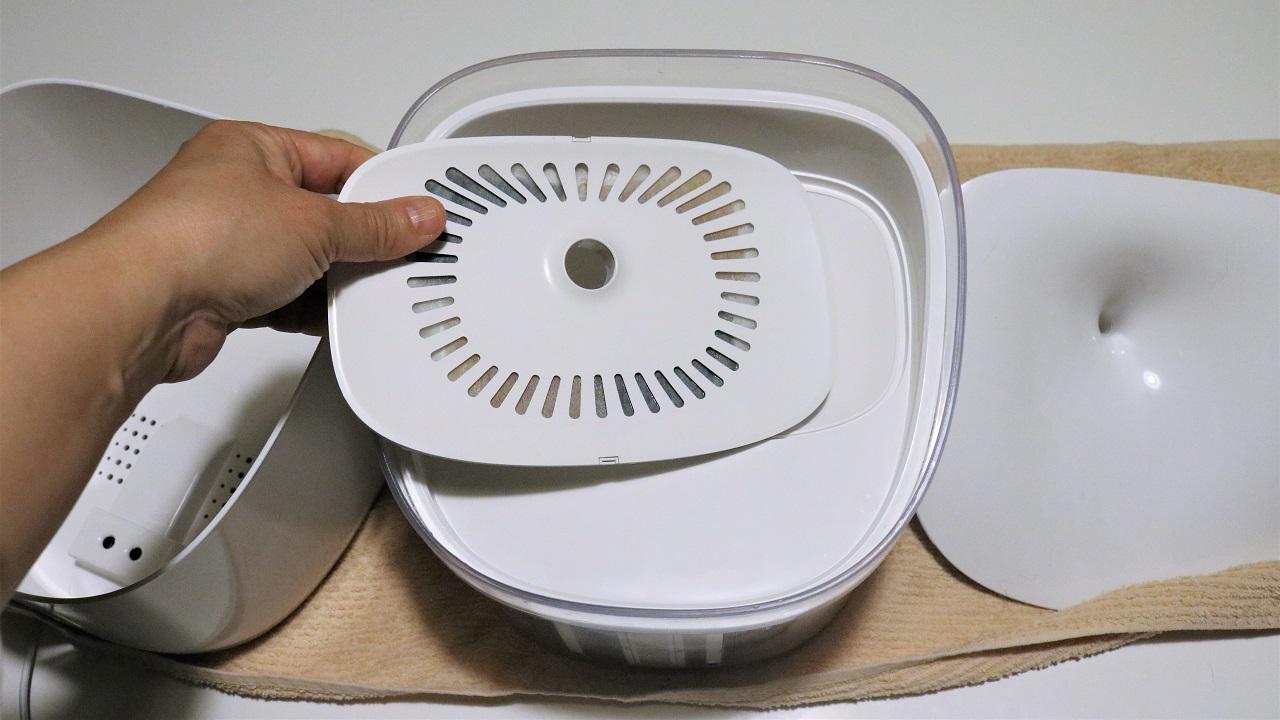 仕事でお留守番させているペットもいつでもきれいな水が飲める「循環式