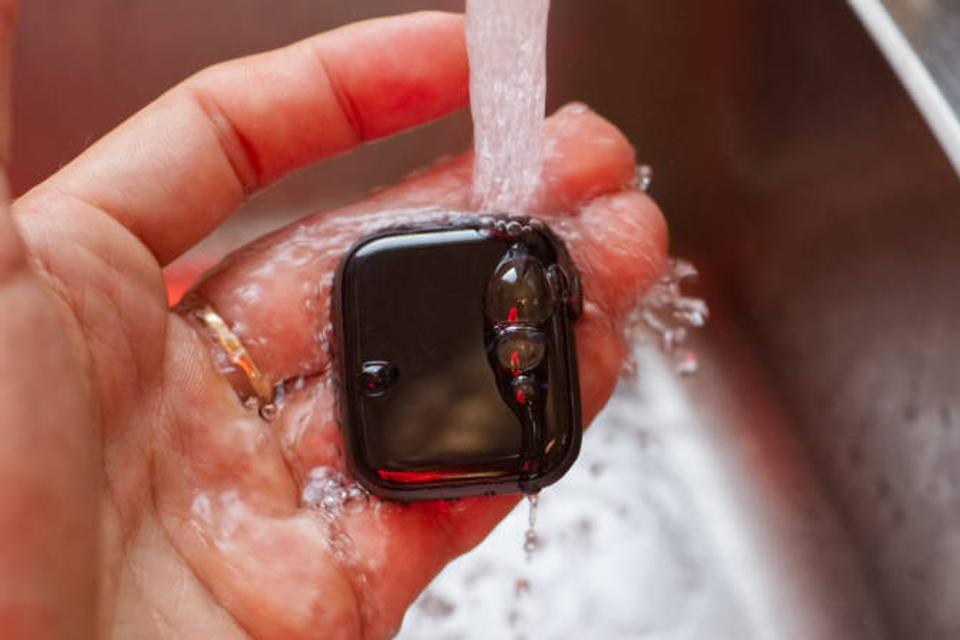 apple_watch_cleaning_2