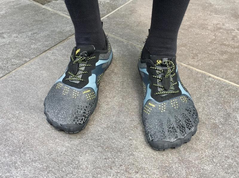 裸足感覚の「フィットネスシューズ」は超快適で持ち運びも便利 ライフハッカー・ジャパン