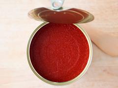 トマト缶を冷凍して便利に使い切る方法