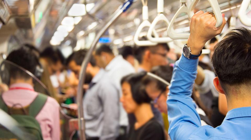 満員電車